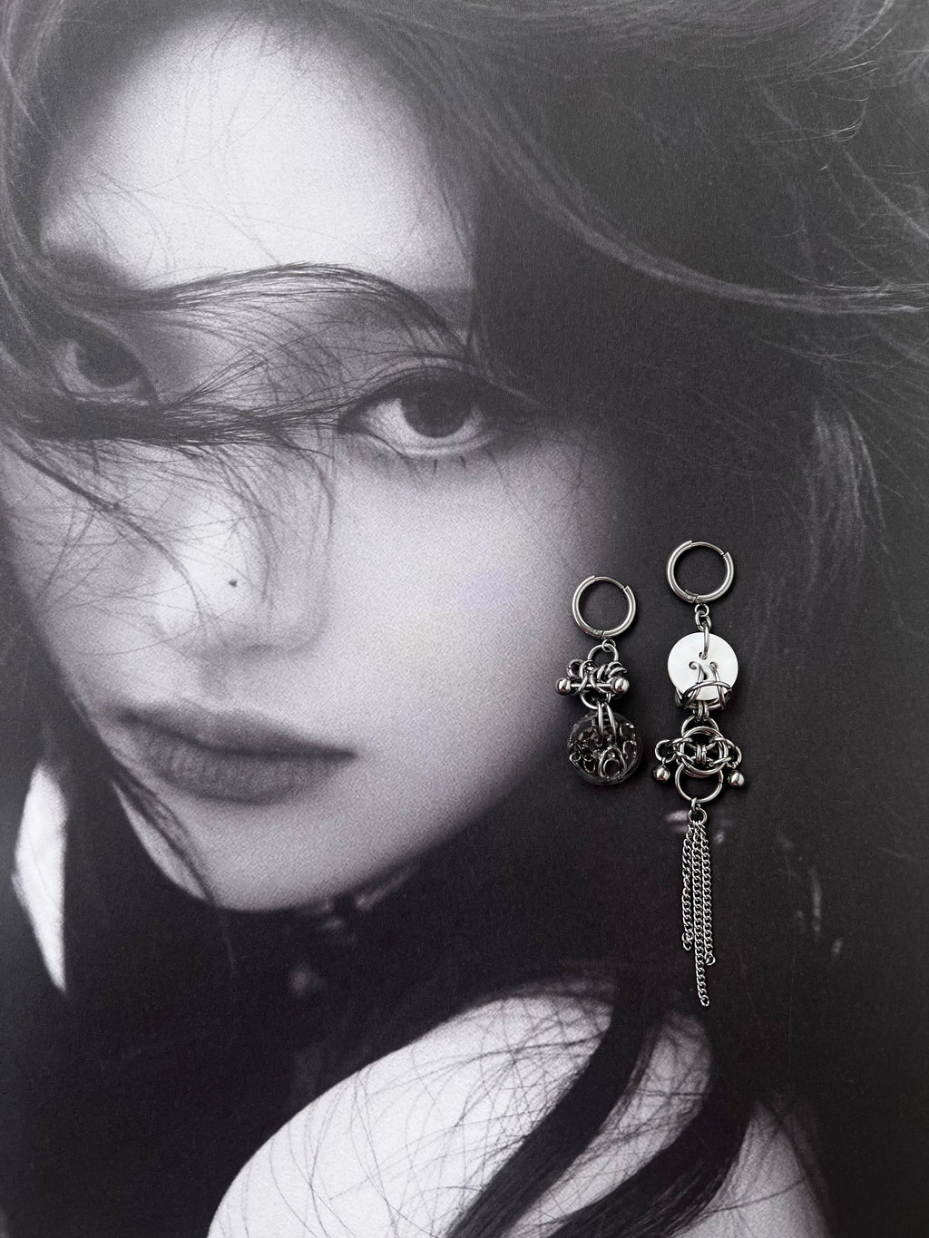 RE:BUTTON EARRINGS